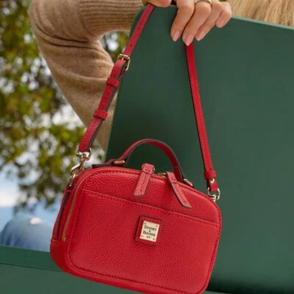 EUC SET💕 Dooney & Bourke pebble pink Ambler crossbody bag & matching card case - Picture 10 of 16